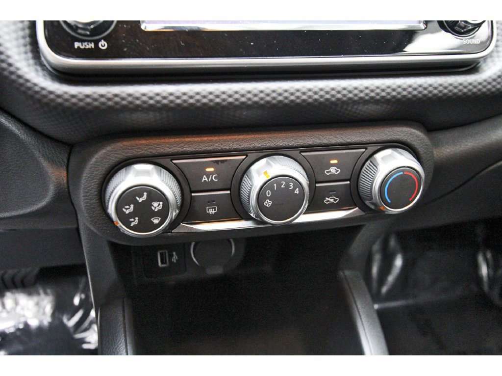 Certified 2025 Nissan Kicks Play S FWD image 25