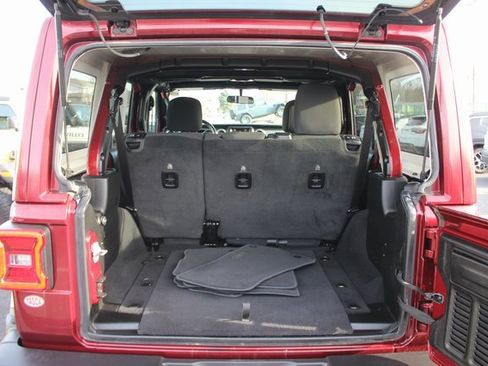 Used 2021 Jeep Wrangler Unlimited Sahara w/ LED Lighting Group image 25