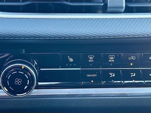 New 2026 Chevrolet Equinox LT w/ Midnight Edition image 15