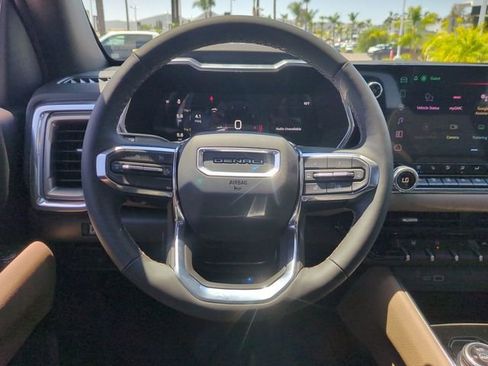 New 2026 GMC Canyon Denali AWD/4WD image 11