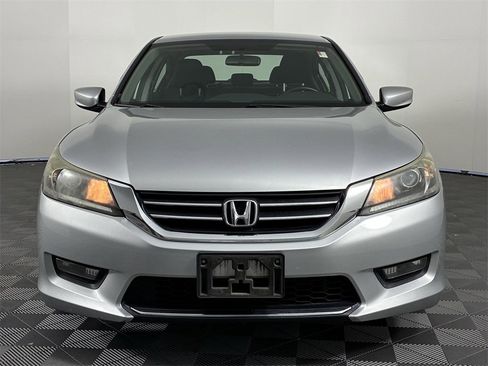 Used 2015 Honda Accord Sport image 10