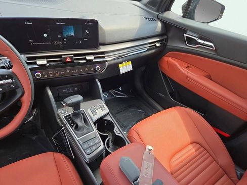 New 2026 Kia Sportage SX FWD image 22