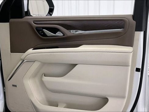 Certified 2024 GMC Yukon Denali w/ Denali Reserve Package AWD/4WD image 22