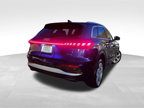 Certified 2025 Audi Q5 Premium Plus w/ Premium Plus image 7