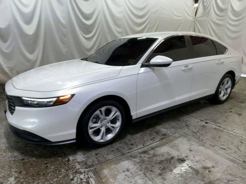 Used 2025 Honda Accord LX image 4