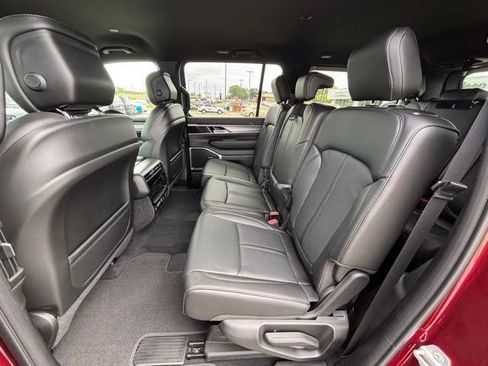 New 2026 Jeep Grand Wagoneer 2WD w/ 8-Passenger Seating Package image 12