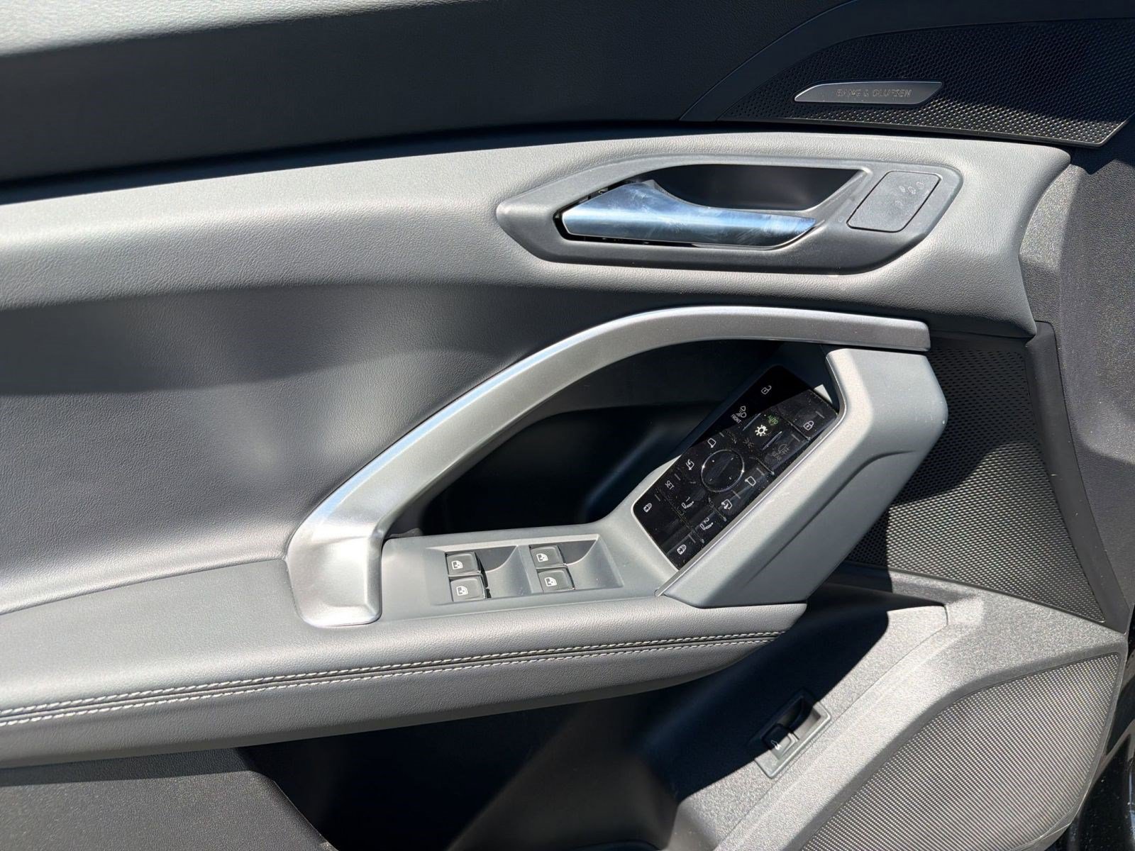 New 2026 Audi Q5 Premium Plus w/ Premium Plus AWD/4WD image 13