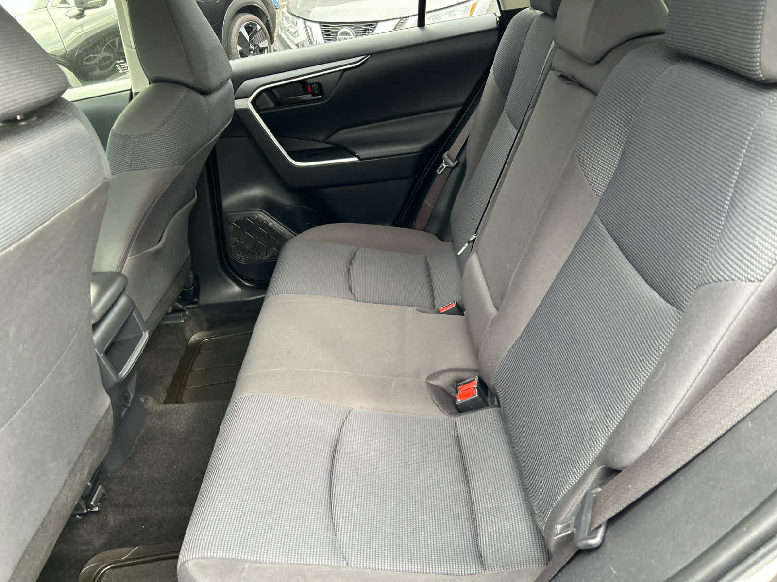 Used 2019 Toyota RAV4 LE w/ All Weather Liner Package AWD/4WD image 22