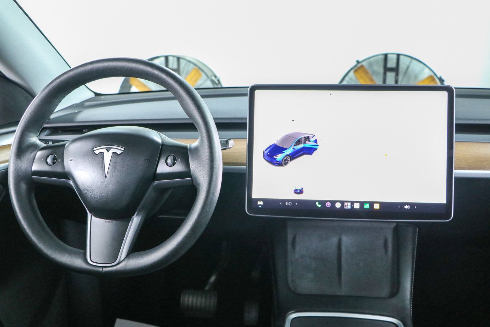 Used 2023 Tesla Model Y Long Range AWD/4WD image 16