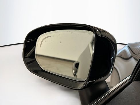 Used 2023 Volvo XC60 B5 Plus w/ Climate Package image 16