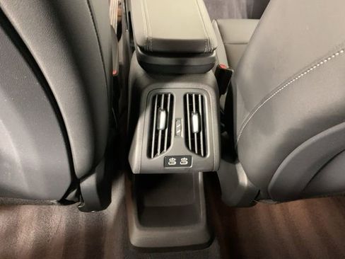 Used 2025 BMW X1 xDrive28i image 32