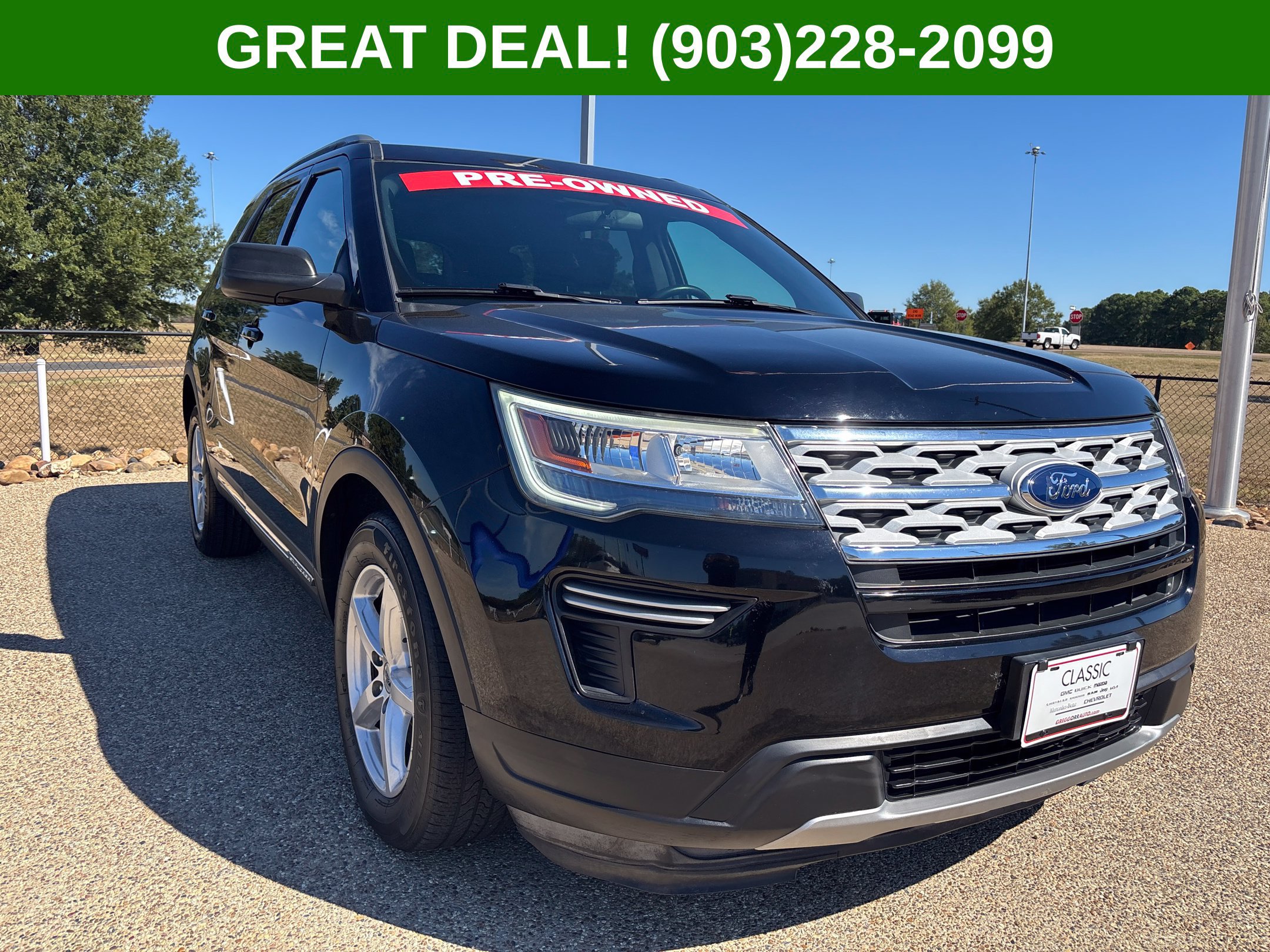 Used 2018 Ford Explorer XLT FWD image 1