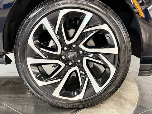 New 2026 Lincoln Navigator L Reserve AWD/4WD image 24