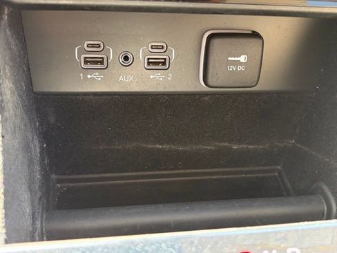 Used 2022 Jeep Grand Cherokee L Limited AWD/4WD image 23