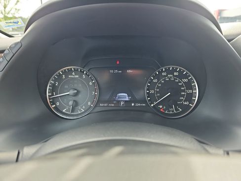 Used 2024 Nissan Armada SL AWD/4WD image 25