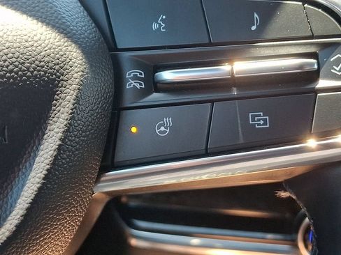 Used 2025 Chevrolet Equinox LT w/ Convenience Package II AWD/4WD image 26