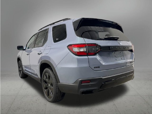 New 2026 Honda Pilot Black Edition image 3