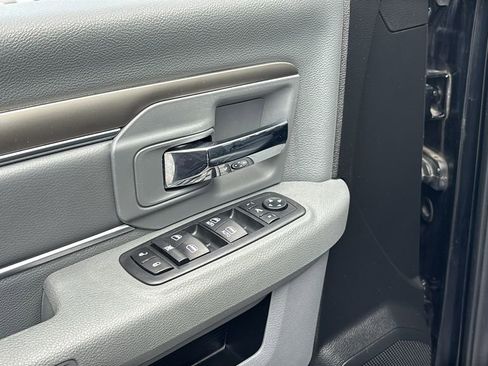 Used 2019 RAM 1500 Big Horn AWD/4WD image 14