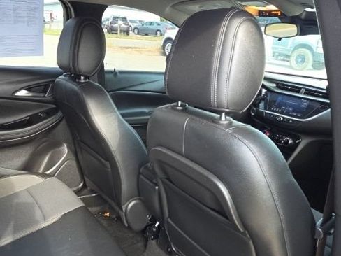 Used 2023 Buick Encore GX Preferred w/ Cold Weather Comfort Package FWD image 26