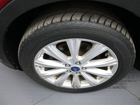Used 2019 Ford Escape SEL AWD/4WD image 14