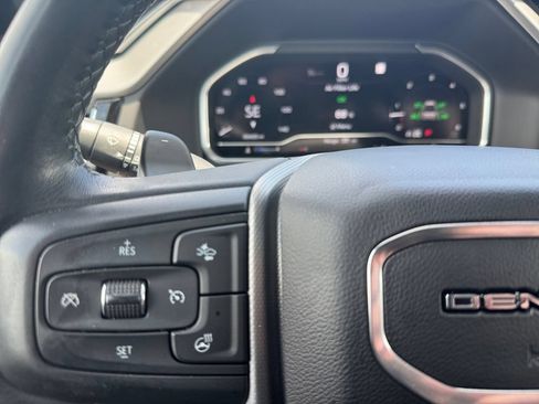 Used 2023 GMC Sierra 1500 Denali w/ Denali Reserve Package AWD/4WD image 32