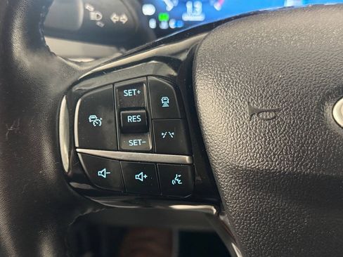 Used 2024 Ford Escape Platinum AWD/4WD image 22