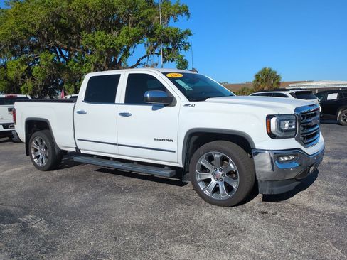 Used 2018 GMC Sierra 1500 SLT AWD/4WD image 2
