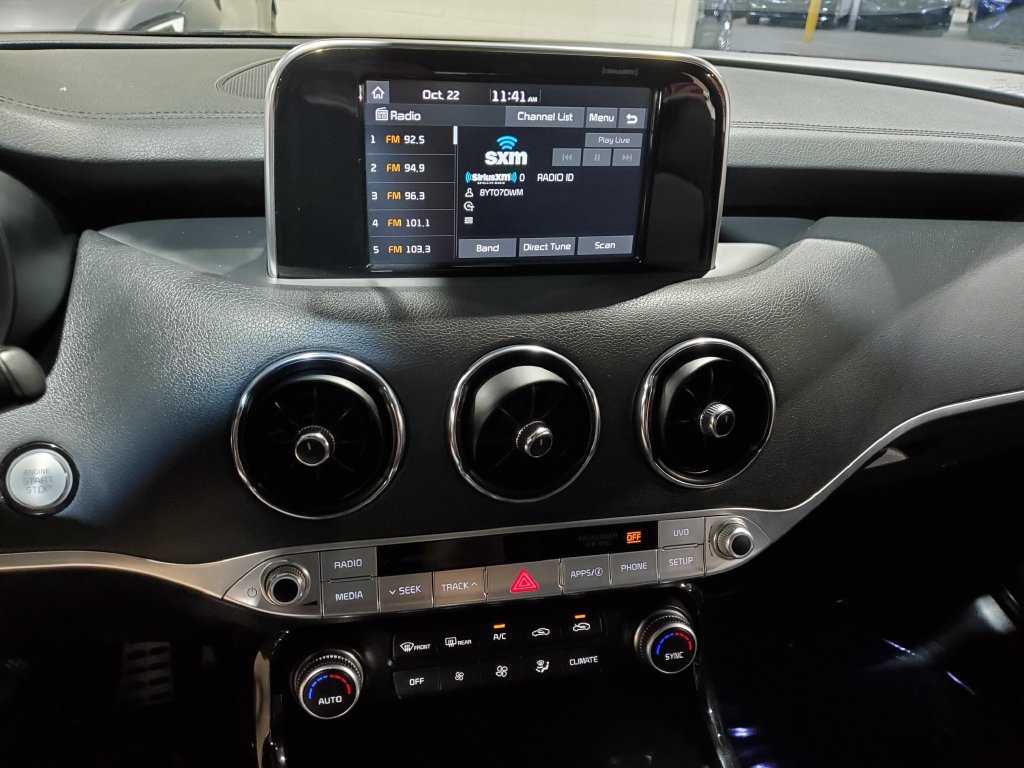 Used 2020 Kia Stinger GT-Line RWD image 23
