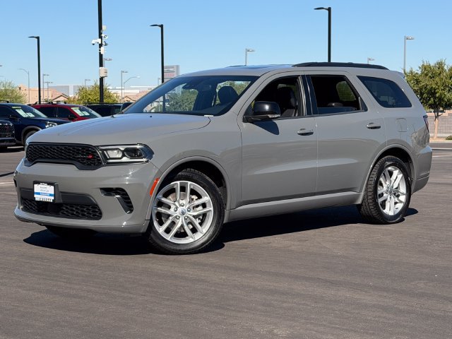 Used 2024 Dodge Durango GT RWD image 2