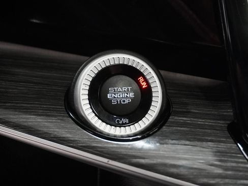 Used 2022 Jeep Wagoneer Series III w/ Premium Group I image 26