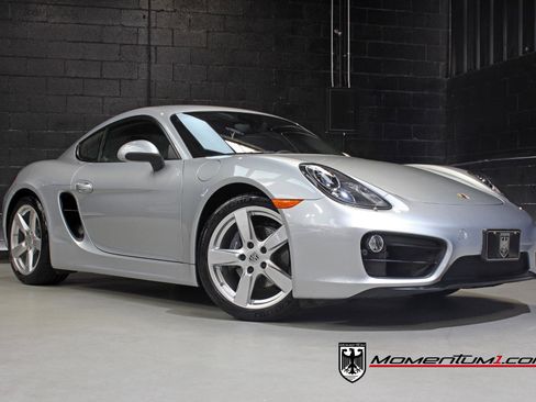 Used 2015 Porsche Cayman image 1