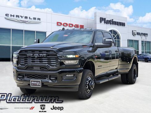New 2026 RAM 3500 Lone Star AWD/4WD image 2