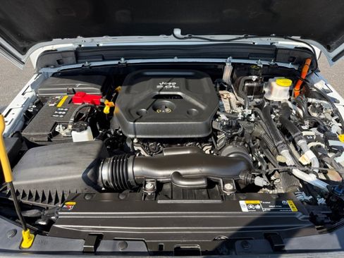 Used 2022 Jeep Wrangler Unlimited Rubicon 4xe w/ Cold Weather Group image 41