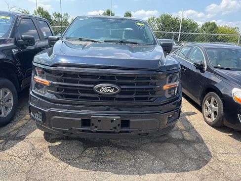 Used 2024 Ford F150 XLT w/ XLT Black Appearance Package AWD/4WD image 27