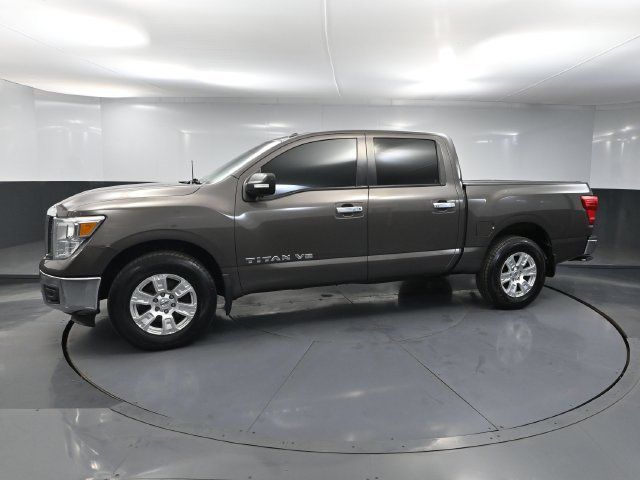 Used 2018 Nissan Titan SV AWD/4WD image 8