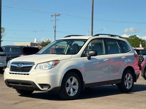 Used 2015 Subaru Forester 2.5i w/ Alloy Wheel Package AWD/4WD image 27