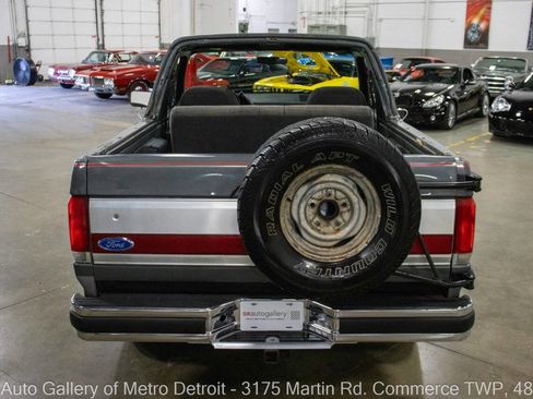 Used 1990 Ford Bronco image 6