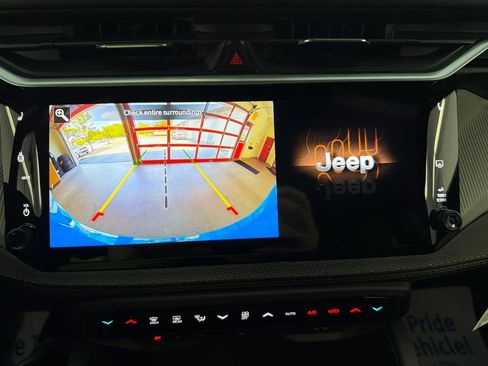 New 2026 Jeep Cherokee Limited AWD/4WD image 19