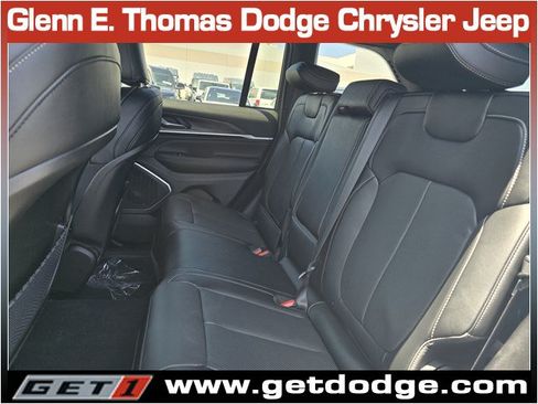 New 2026 Jeep Grand Cherokee Limited AWD/4WD image 12