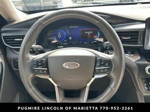 Used 2020 Ford Explorer Platinum AWD/4WD image 24