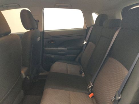 Used 2017 Mitsubishi Outlander Sport SE image 18