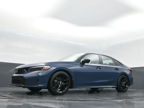 Certified 2025 Honda Civic Sport image 11