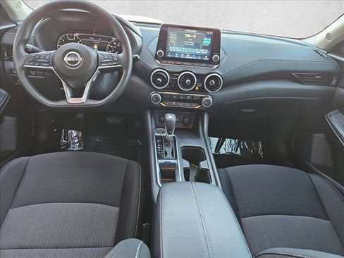 Used 2025 Nissan Sentra SV image 15
