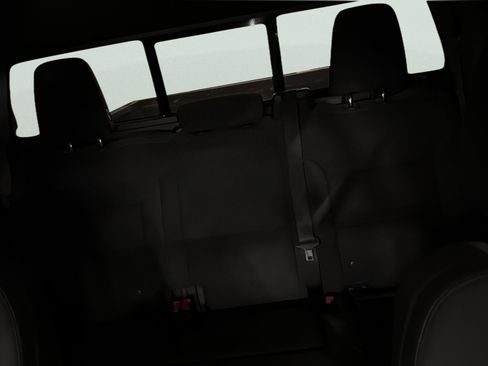 Used 2023 Chevrolet Silverado 1500 LT Trail Boss w/ Convenience Package II image 14