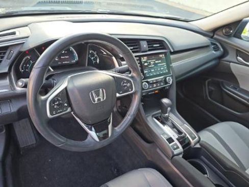 Used 2019 Honda Civic EX image 11