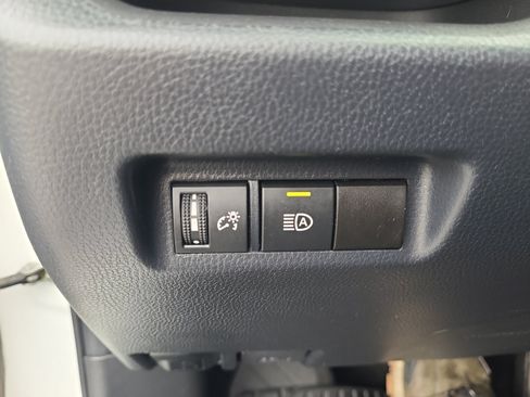Used 2023 Toyota RAV4 XLE FWD image 22