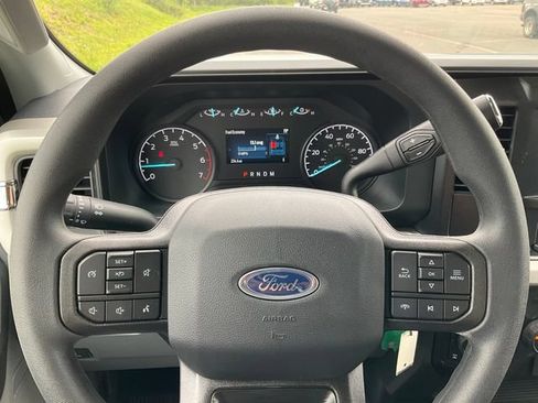 New 2026 Ford F350 XLT w/ FX4 Off-Road Package AWD/4WD image 14
