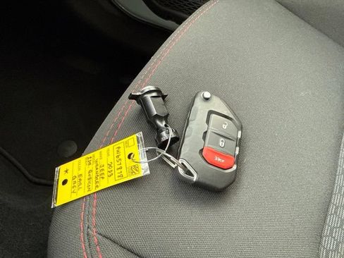 Used 2023 Jeep Wrangler Rubicon AWD/4WD image 28