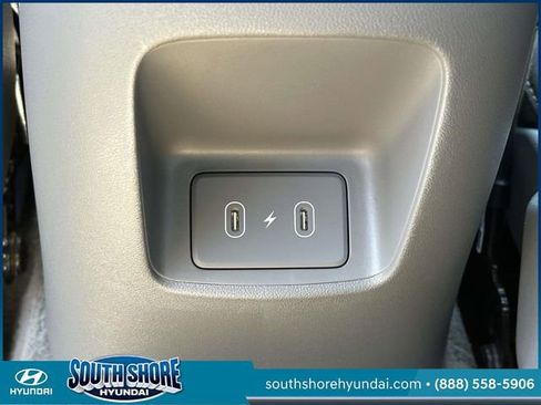 Certified 2025 Hyundai Elantra SEL FWD image 12