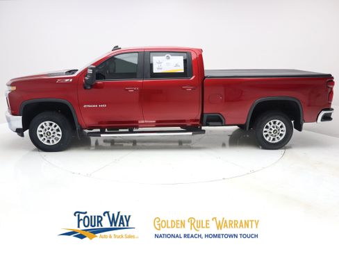 Used 2021 Chevrolet Silverado 2500 LT w/ Convenience Package AWD/4WD image 7